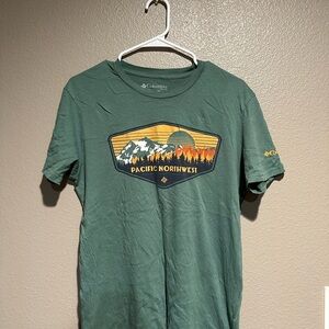 Columbia Green Short Sleeve Adventure Tee